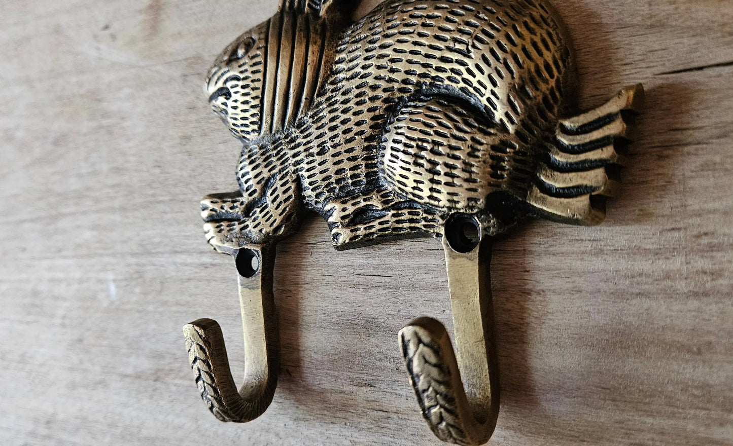 Patère Vintage Lapin en Bronze - Crochet Décoratif Style Antique Tokolausanne