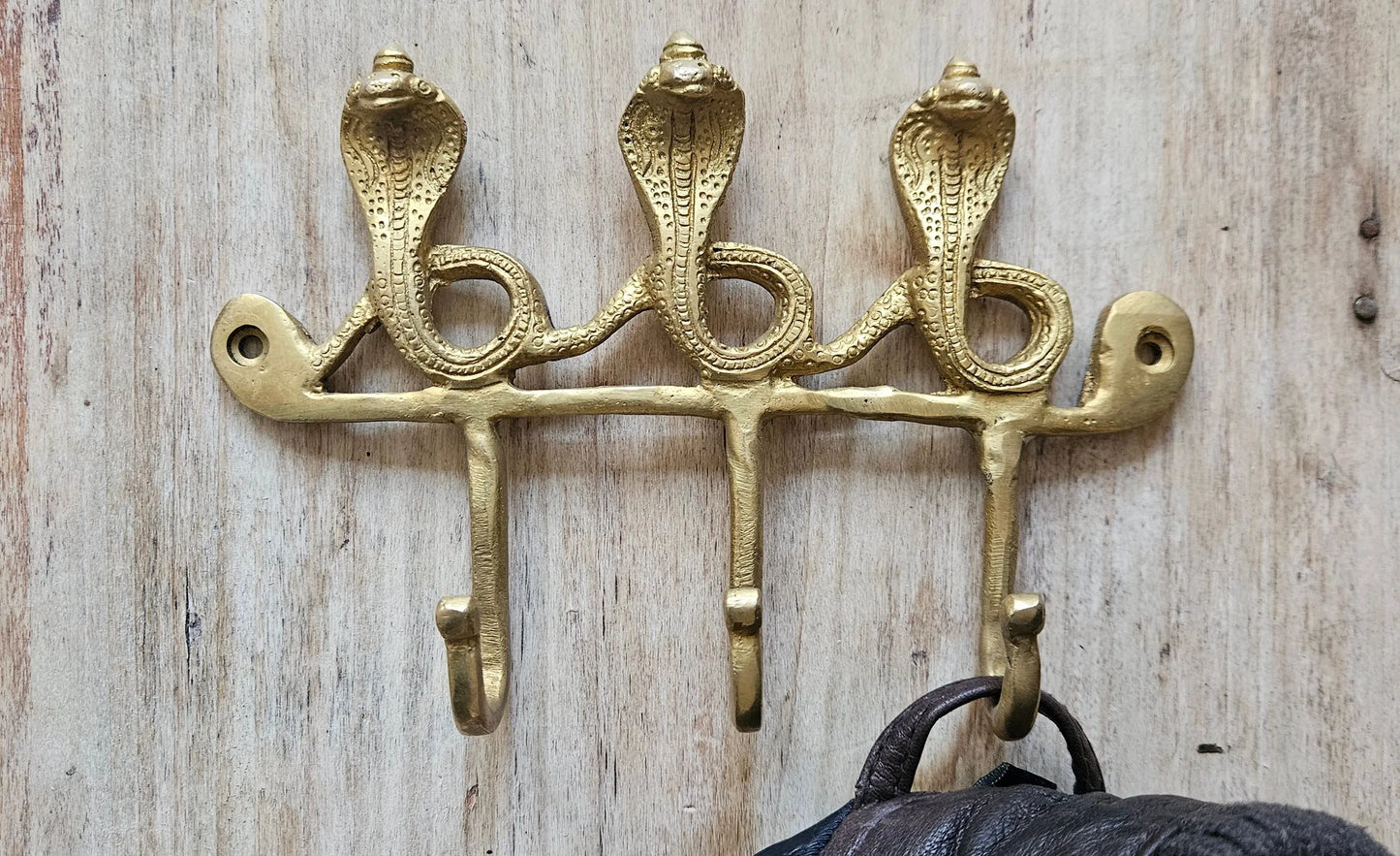 Patère Murale Bronze "Cobra" - Décoration Exotique et Élégante Tokolausanne