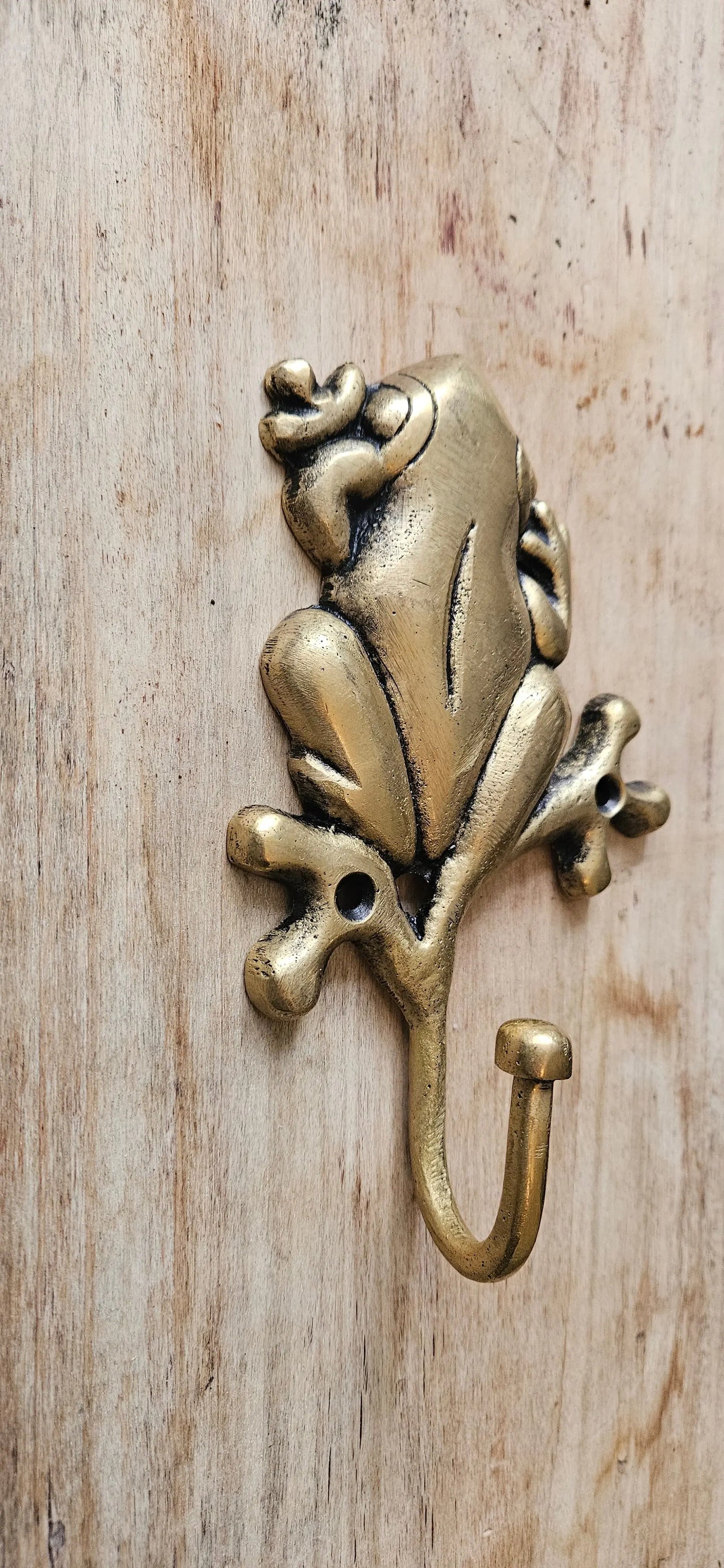 Patere en bronze grenouille
