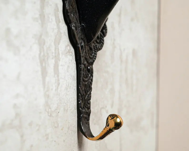 Patère Murale Tête de Bélier en Bronze - Crochet Décoratif Tokolausanne