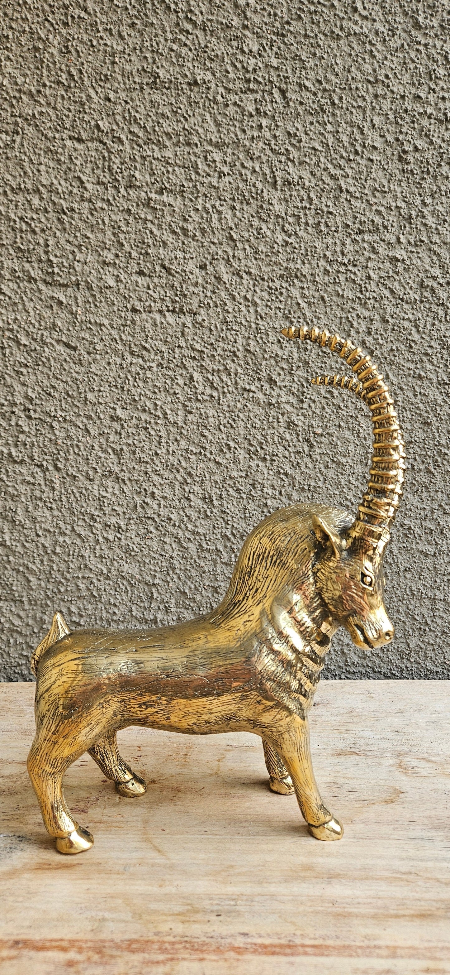 Bouquetin en bronze doré Tokolausanne