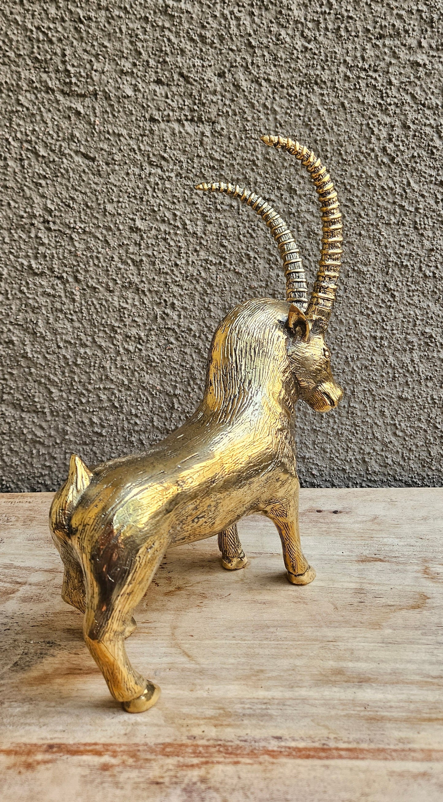 Bouquetin en bronze doré Tokolausanne
