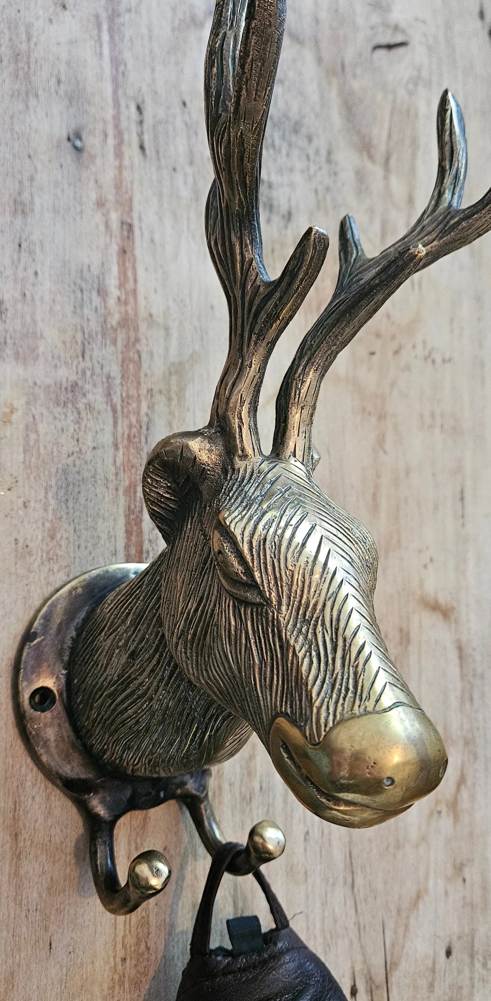 Patère Murale Tête de Cerf en Bronze - Crochet Décoratif Tokolausanne