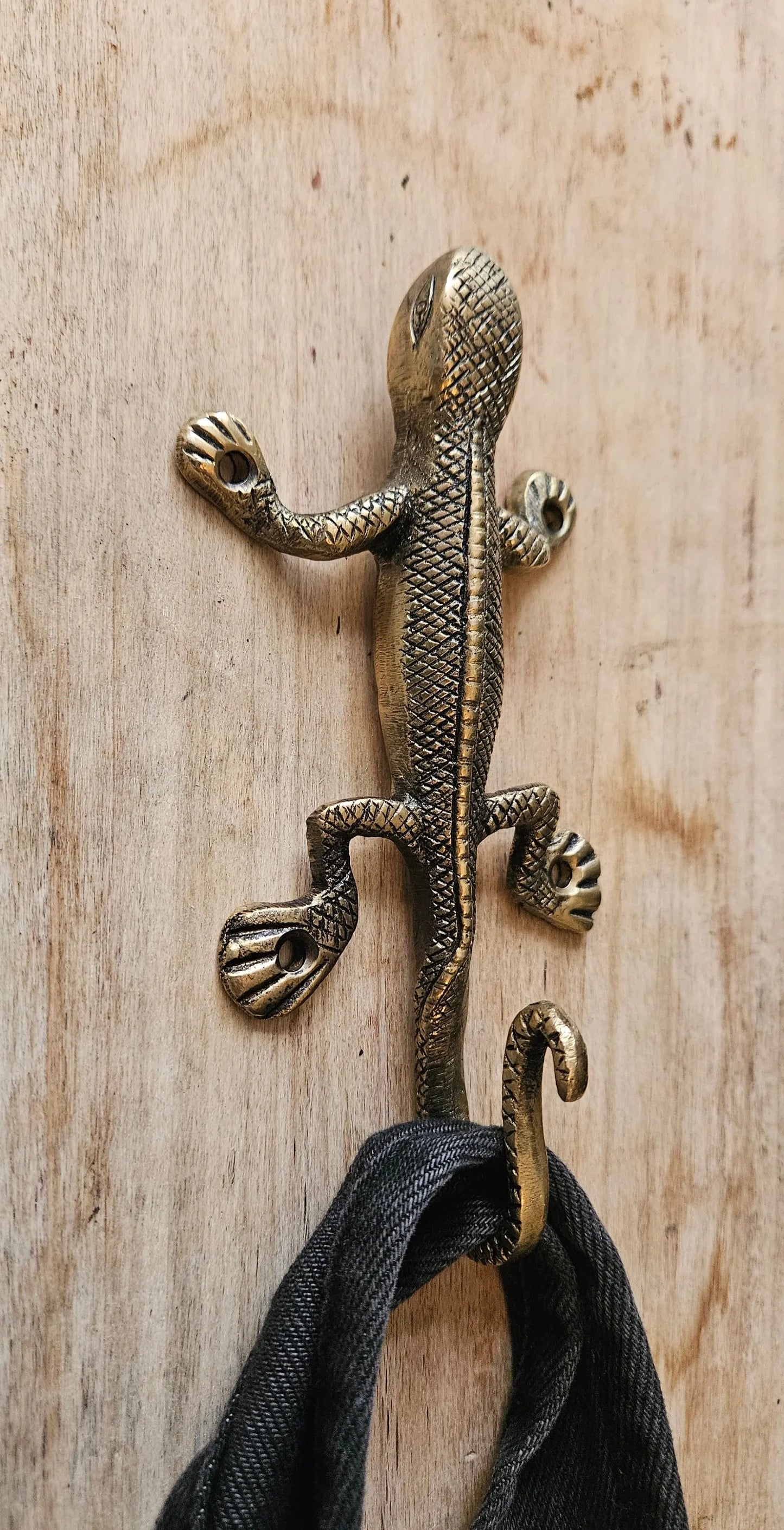 Patère Bronze Gecko - Décoration Ethnique et Boho pour Intérieur Tokolausanne