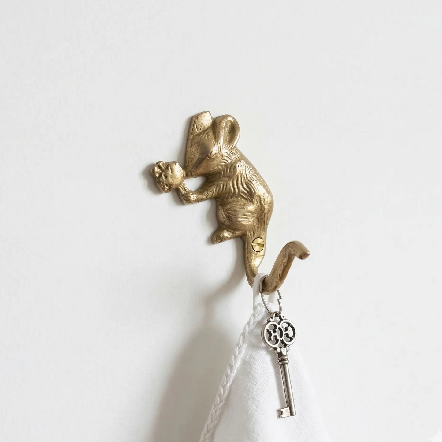 Crochet mural souris en bronze - TokoLausanne