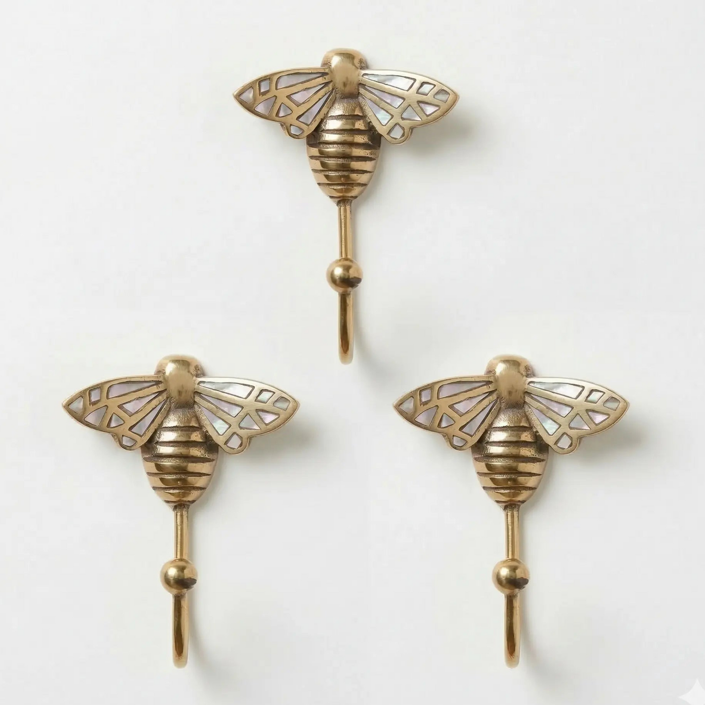 Crochet mural abeille dorée - touche printanière! - TokoLausanne