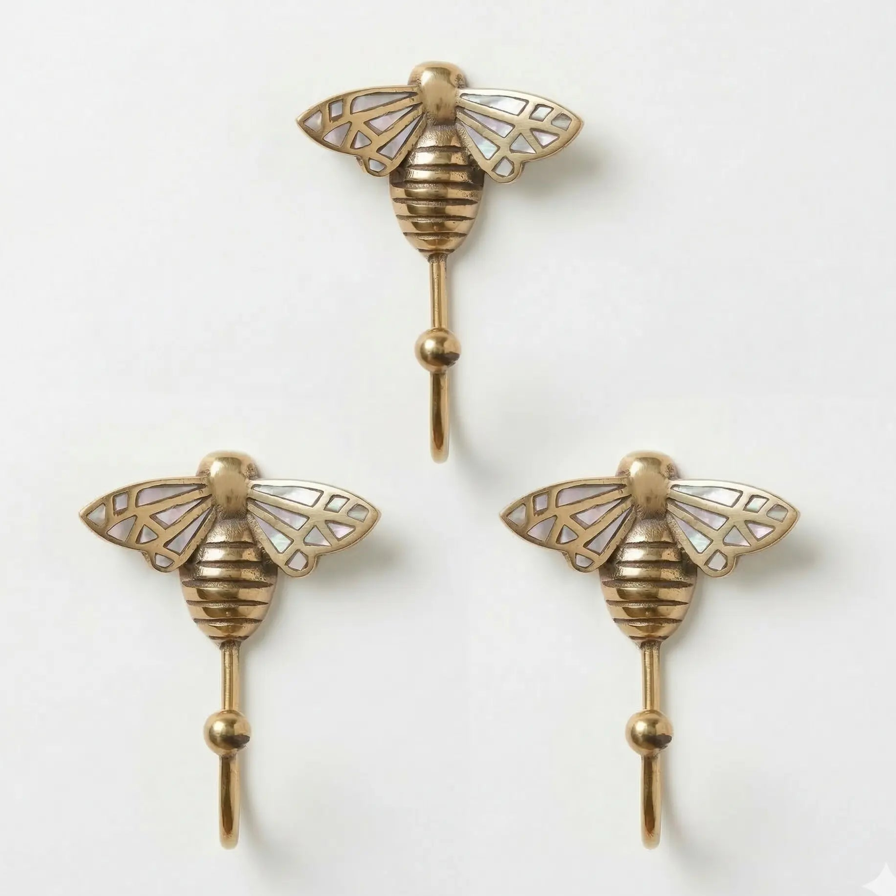 Crochet mural abeille dorée - touche printanière! - TokoLausanne