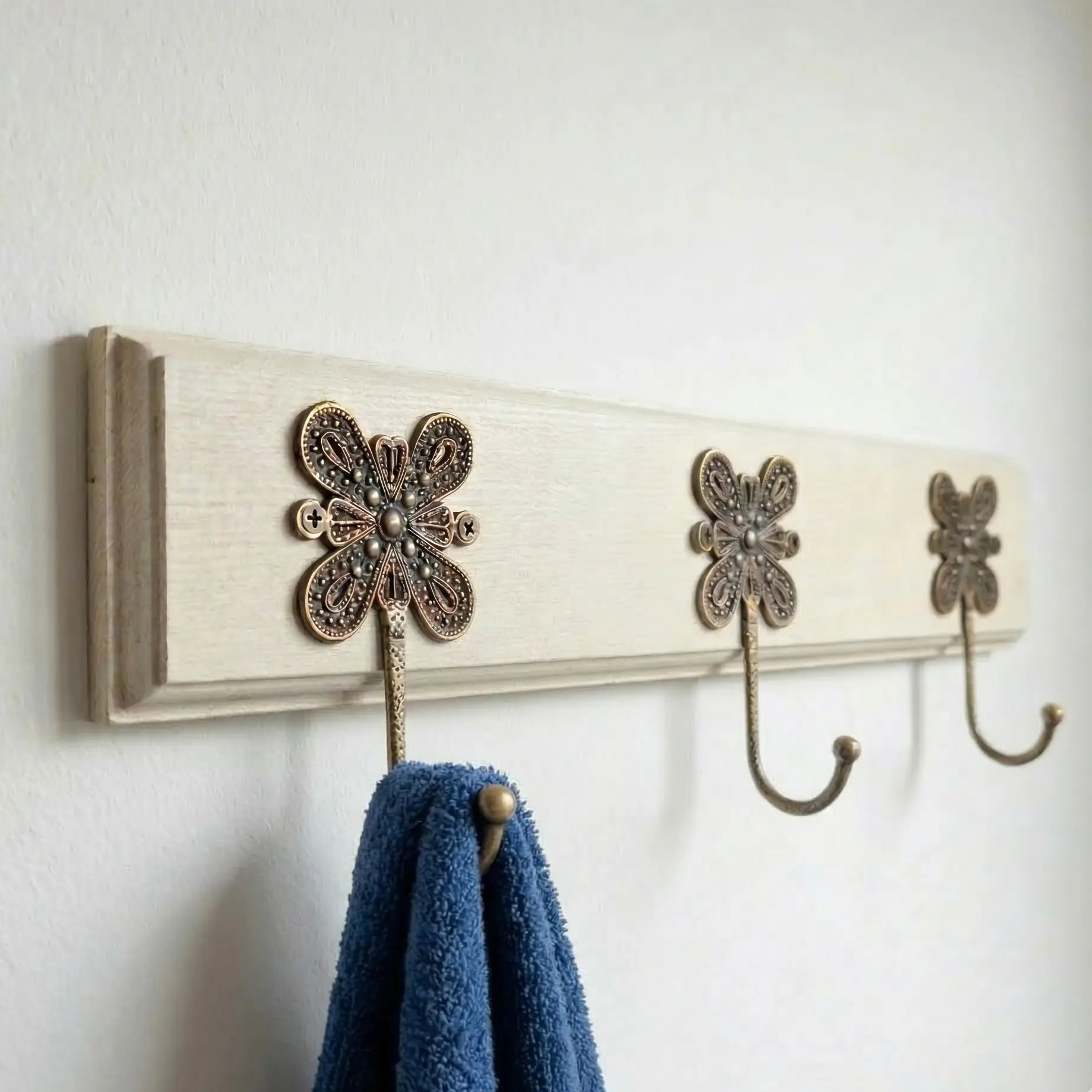 Porte-manteau mural avec 3 crochets - TokoLausanne