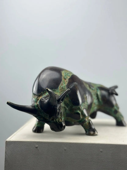 Le Taureau de Crète en Bronze TokoLausanne 