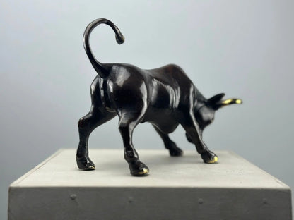 Le Taureau de Combat en Bronze TokoLausanne 