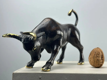 Le Taureau de Combat en Bronze TokoLausanne 
