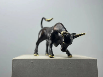 Le Taureau de Combat en Bronze TokoLausanne 