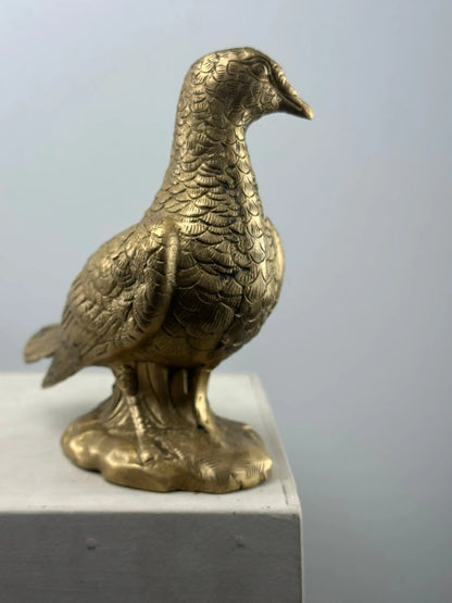 Le Pigeon en Bronze TokoLausanne 