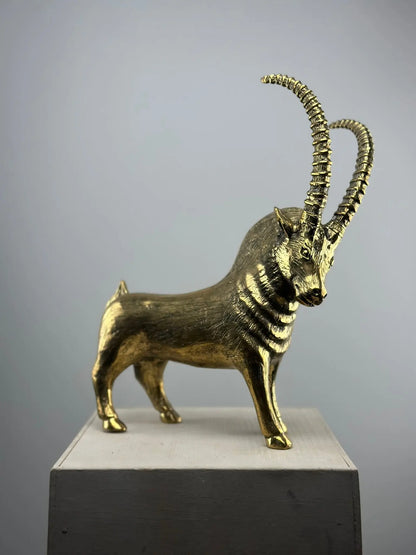 Bouquetin en bronze doré