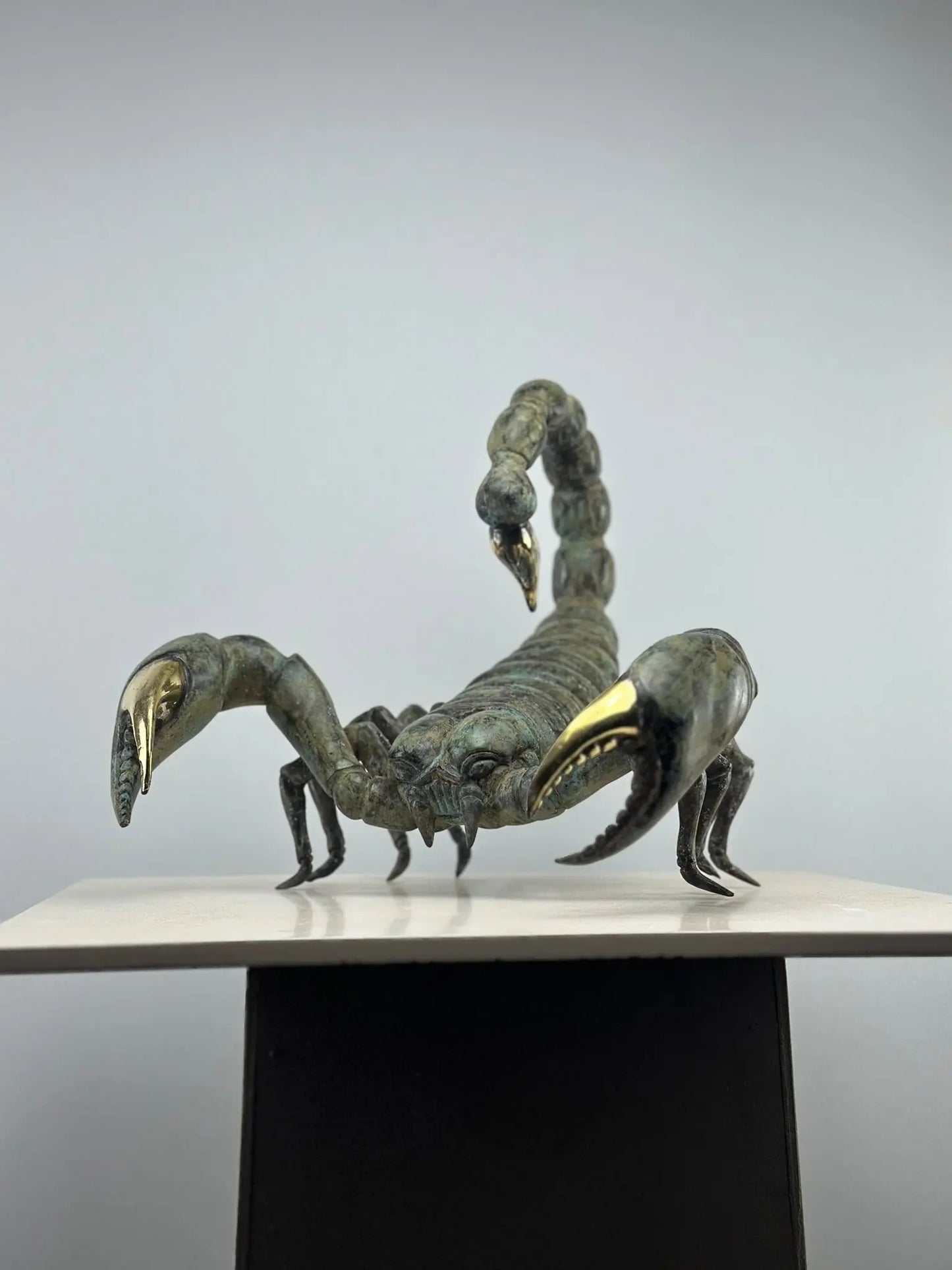 Le Scorpion en Bronze TokoLausanne 