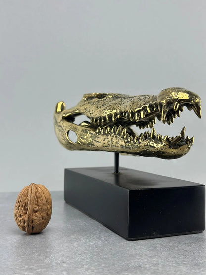 Le crâne de crocodile en bronze TokoLausanne 