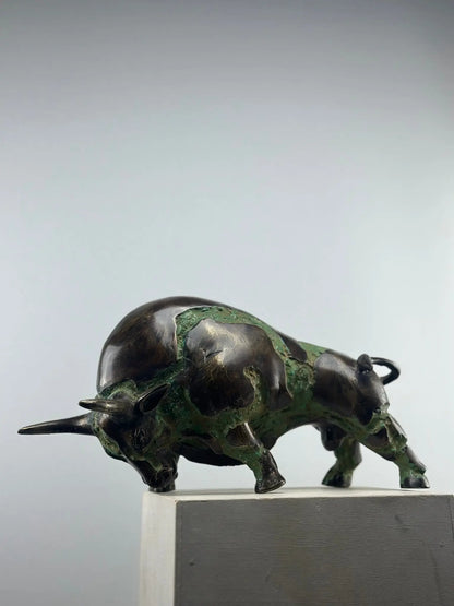 Le Taureau en Bronze TokoLausanne 