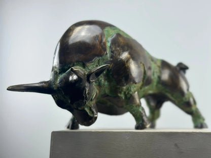 Le Taureau en Bronze TokoLausanne 