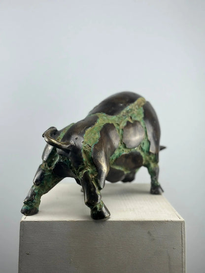 Le Taureau en Bronze TokoLausanne 