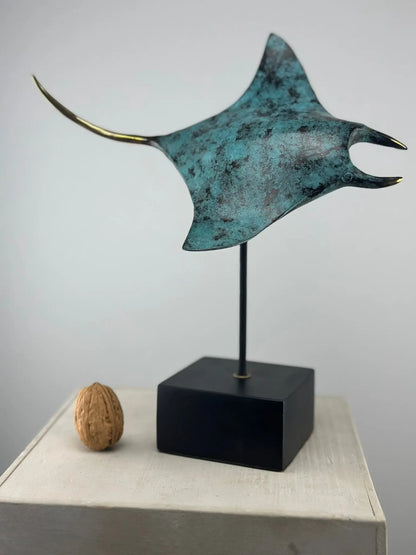 La raie manta en bronze TokoLausanne 