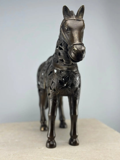 Sculpture de Cheval Ajourée en Bronze TokoLausanne 