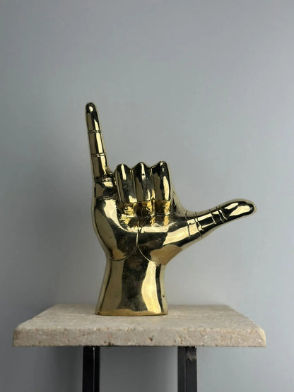 Sculpture de Main Shaka en Bronze Doré TokoLausanne 