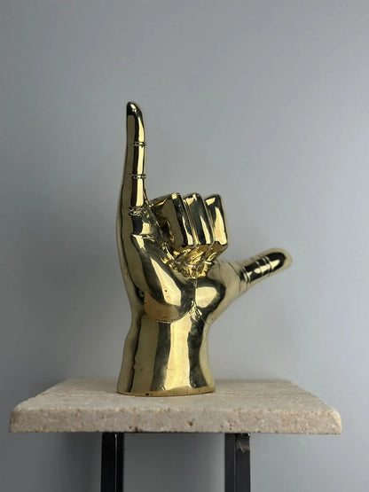 Sculpture de Main Shaka en Bronze Doré TokoLausanne 