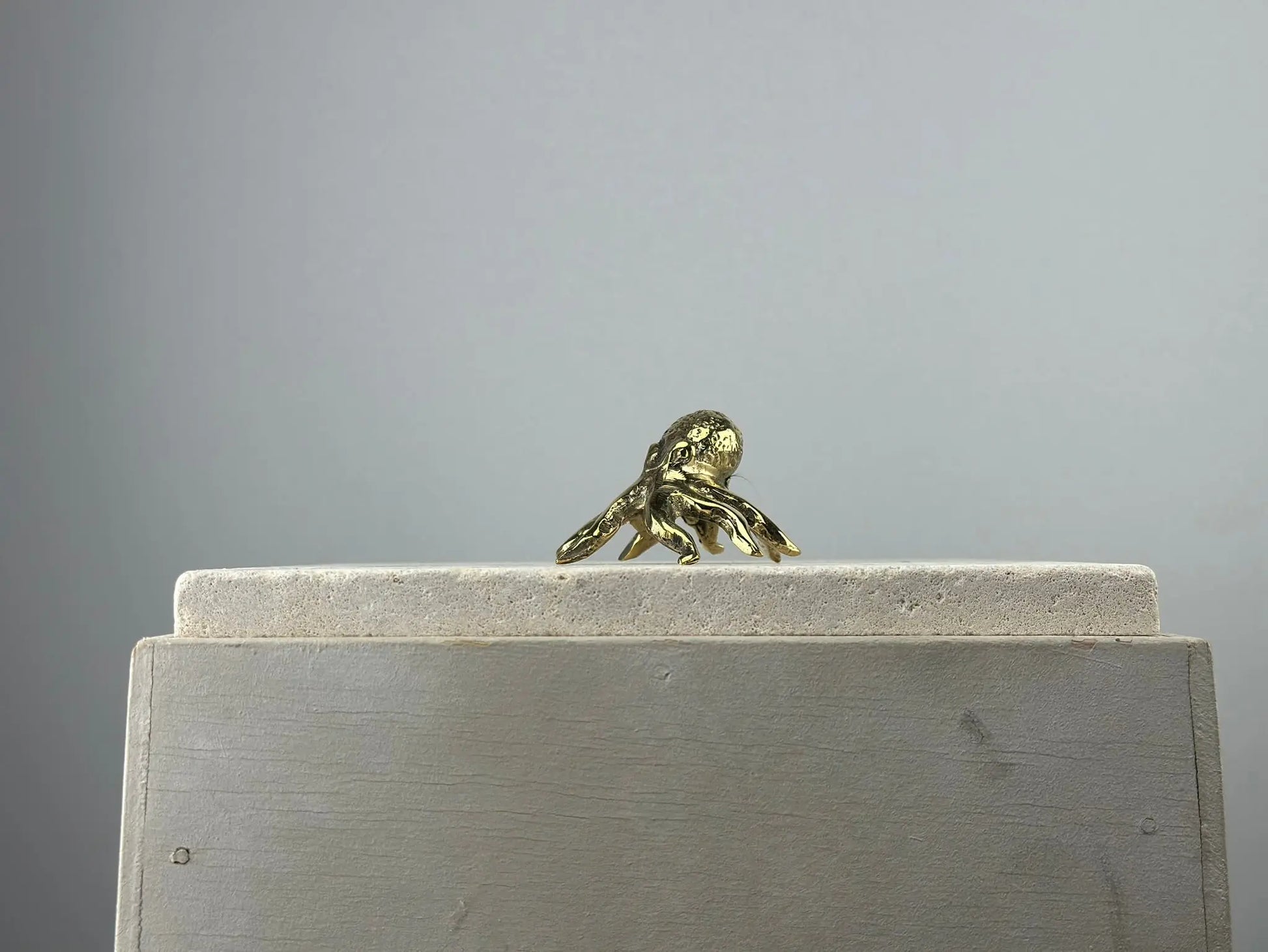 Statuette Miniature de Pieuvre en Bronze Doré TokoLausanne 