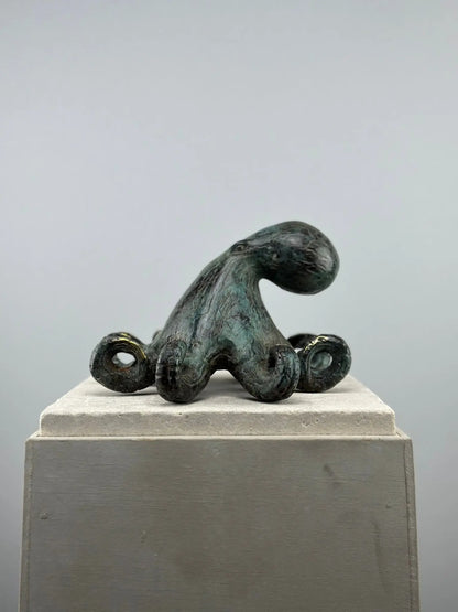 Statue de pieuvre en bronze patiné TokoLausanne 