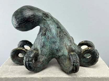 Statue de pieuvre en bronze patiné TokoLausanne 
