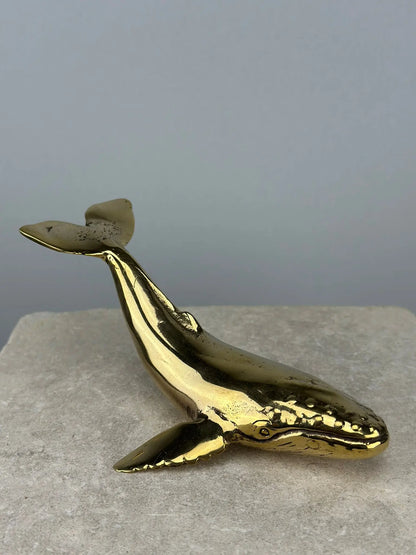 Petite baleine en bronze TokoLausanne 