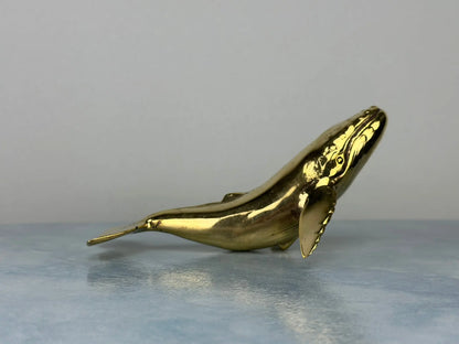 Petite baleine en bronze TokoLausanne 