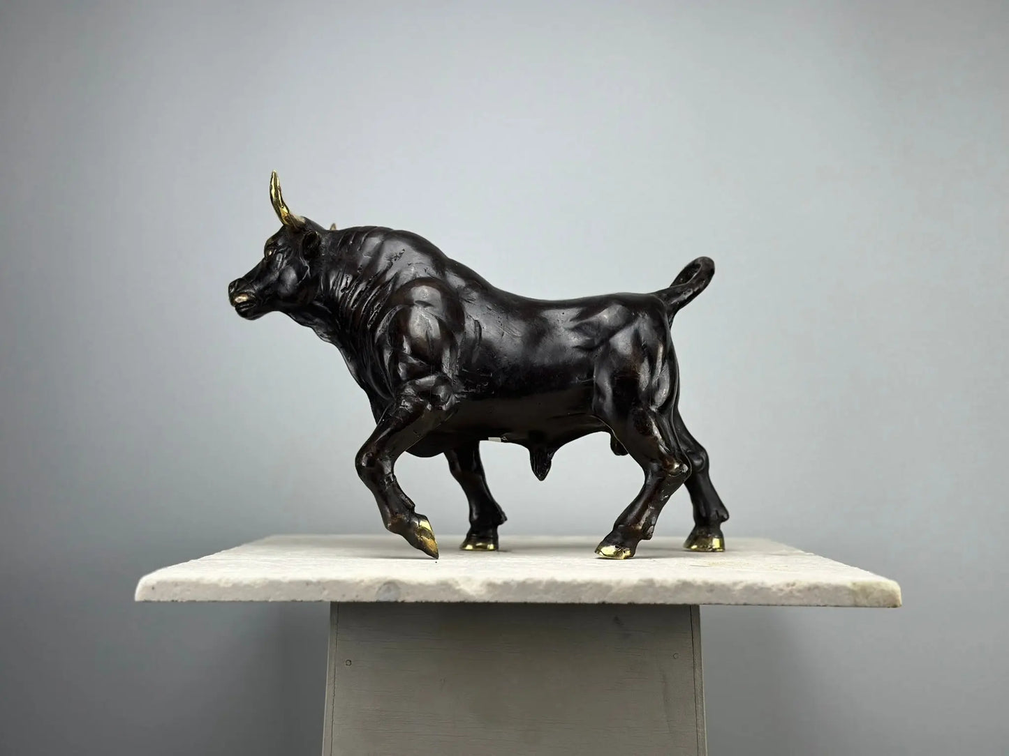 Torreau en bronze TokoLausanne 