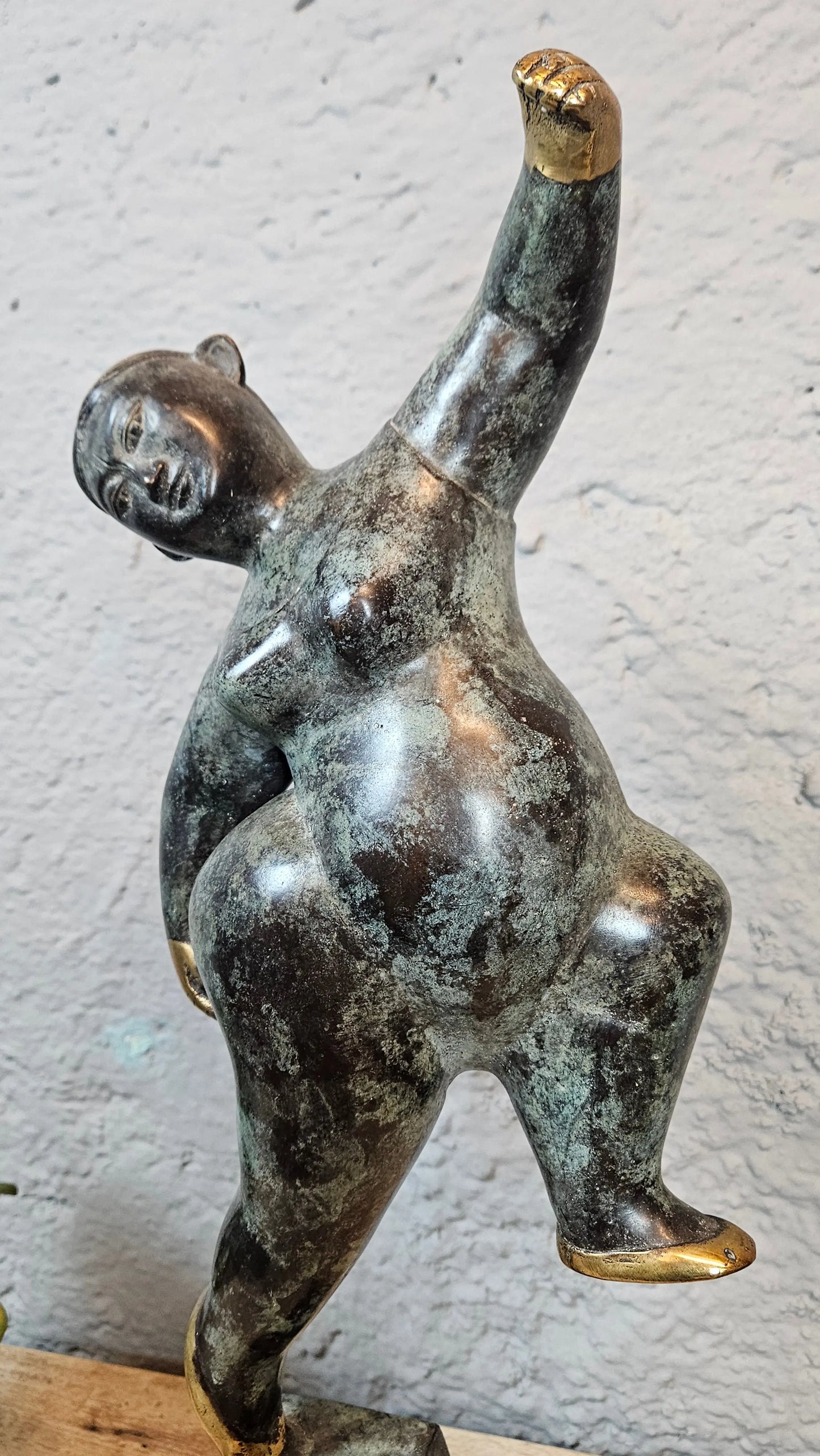 Bronze Statue - Graceful and Joyful Movement