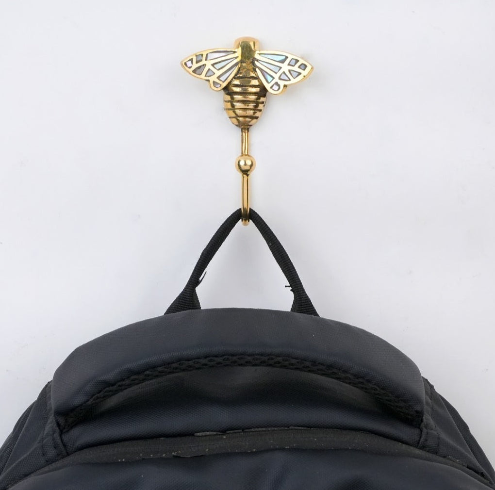 Crochet mural abeille dorée - touche printanière! - TokoLausanne