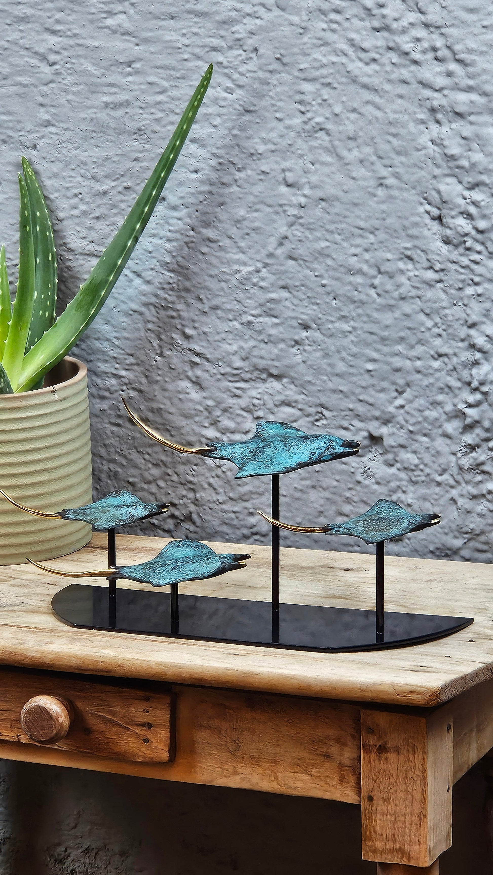 4 raies manta en bronze Tokolausanne