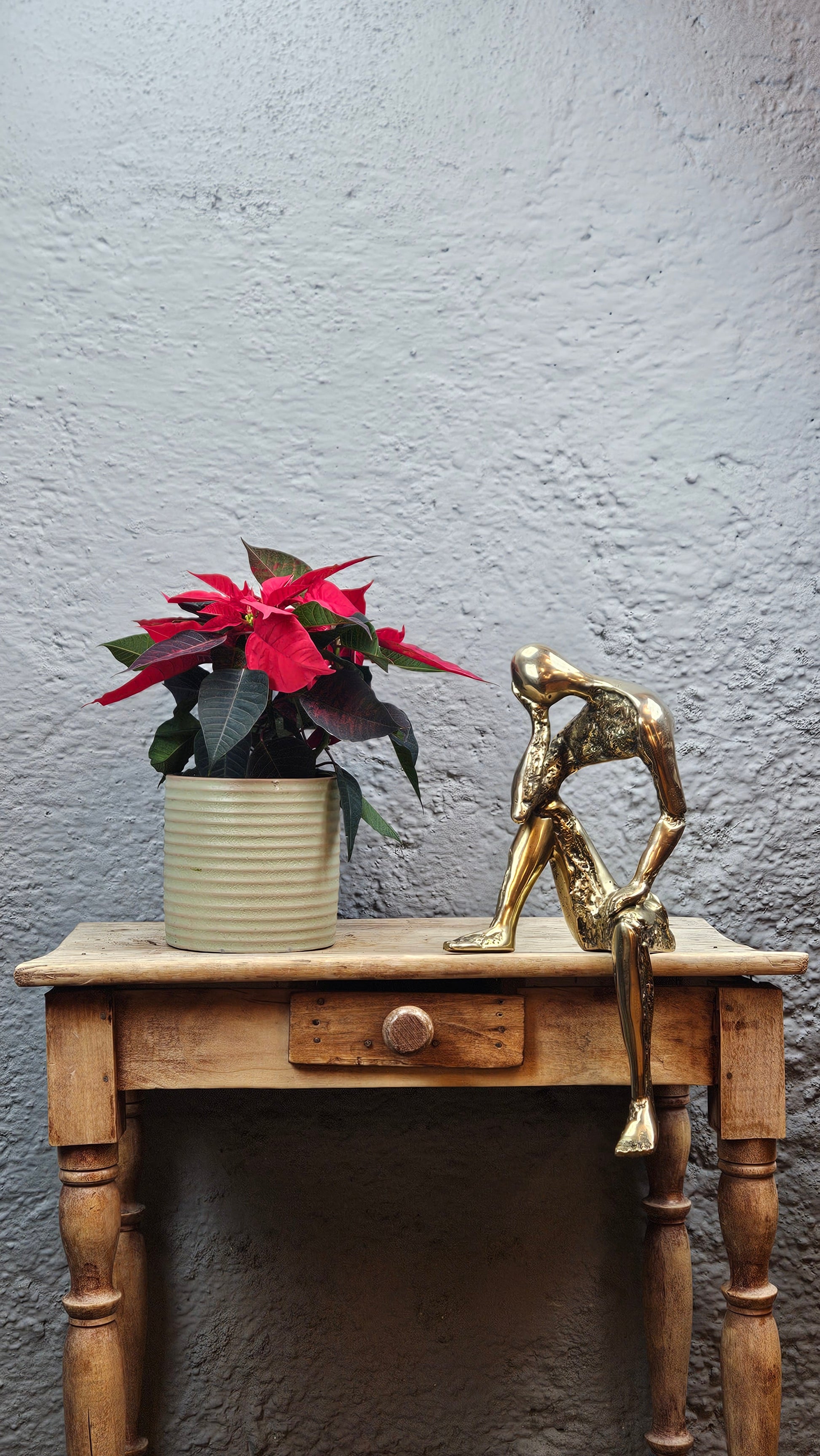 Penseur en bronze doré Tokolausanne