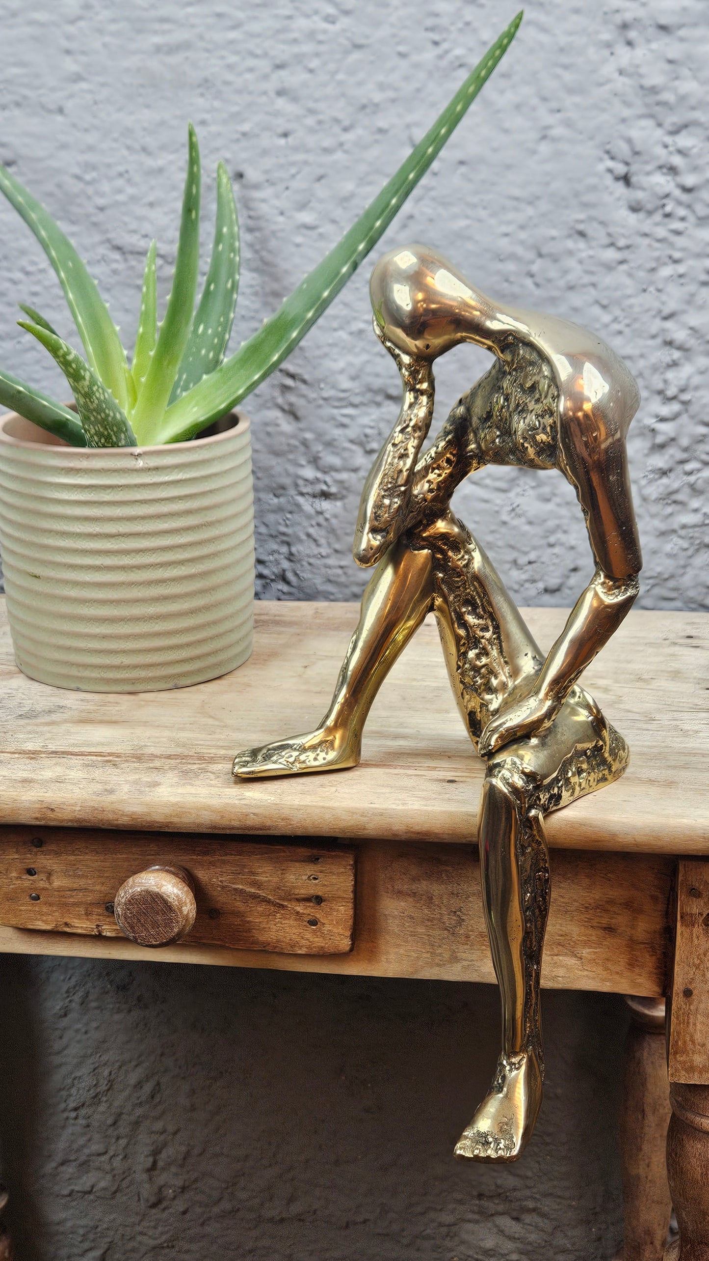 Penseur en bronze doré Tokolausanne