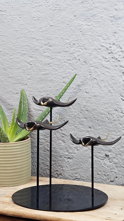 Sculpture trio Raies Manta en Bronze Tokolausanne