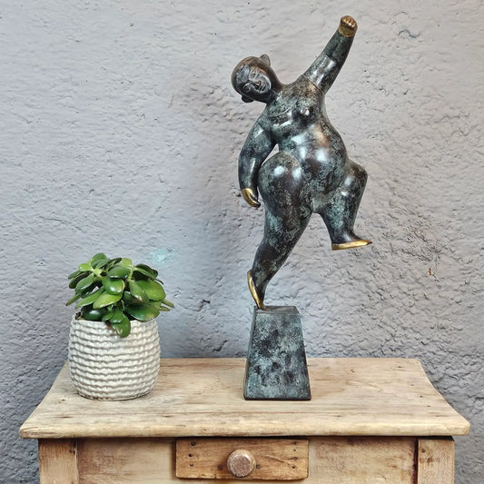 Statue en Bronze - Mouvement Gracieux et Joyeux