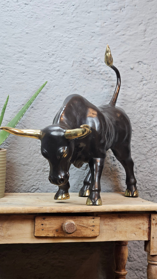 Statue Toreau en bronze Tokolausanne