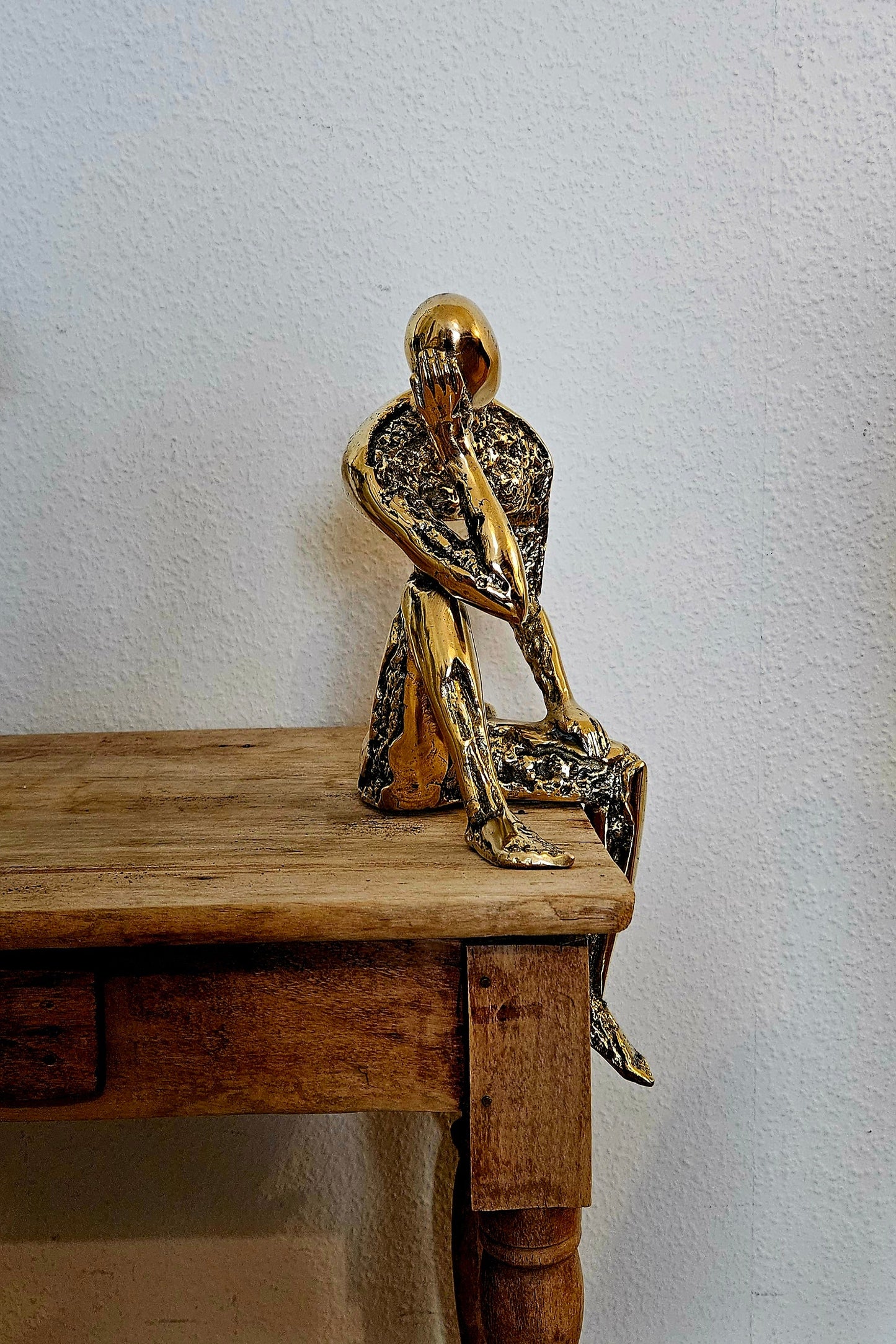 Penseur en bronze doré Tokolausanne